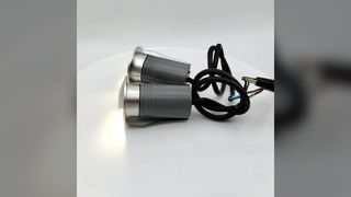 1E82512 ما هو تصنيف IP المطلوب لمصابيح الحائط في المناخات الممطرة؟