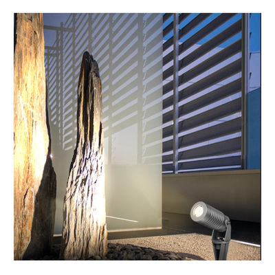 DC 24V 10W Led Spot Spike Yard Light RGBW 4in1 الإضاءة الخارجية المقاومة للماء المحمولة