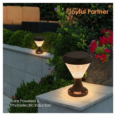 مصباح عمود يعمل بالطاقة 5W / 3.7V ألواح سلوار البوليكريستال Epistar DIA 200mm RGB التحكم عن بعد